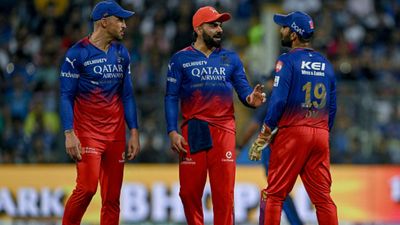 IPL 2024: RCB captain Faf du Plessis' emotional and painful admission after RCB's sixth loss of the season; says '...mind is going to explode' Faf du Plessis (L), Virat Kohli (C) and Dinesh Karthik (R). (PC: Getty)