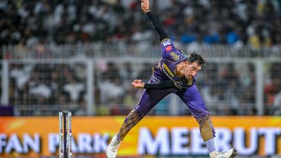 'Especially at that price…': Mitchell Starc's price tag questioned once again after leaking 0/50 against RR, draws ex-WI star's ire Kolkata Knight Riders' superstar pacer Mitchell Starc in this frame. (Getty)