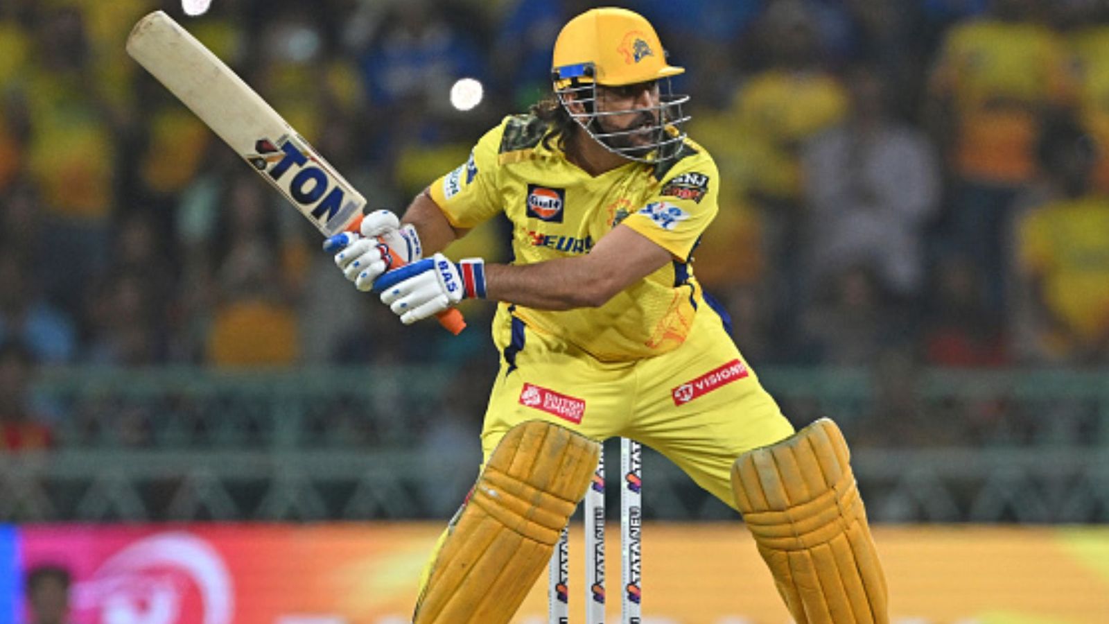 IPL 2024: Is there any chance of MS Dhoni batting higher in the order for Chennai Super Kings? CSK coach Stephen Fleming answers CSK wicketkeeper-batter MS Dhoni. (PC: Getty).