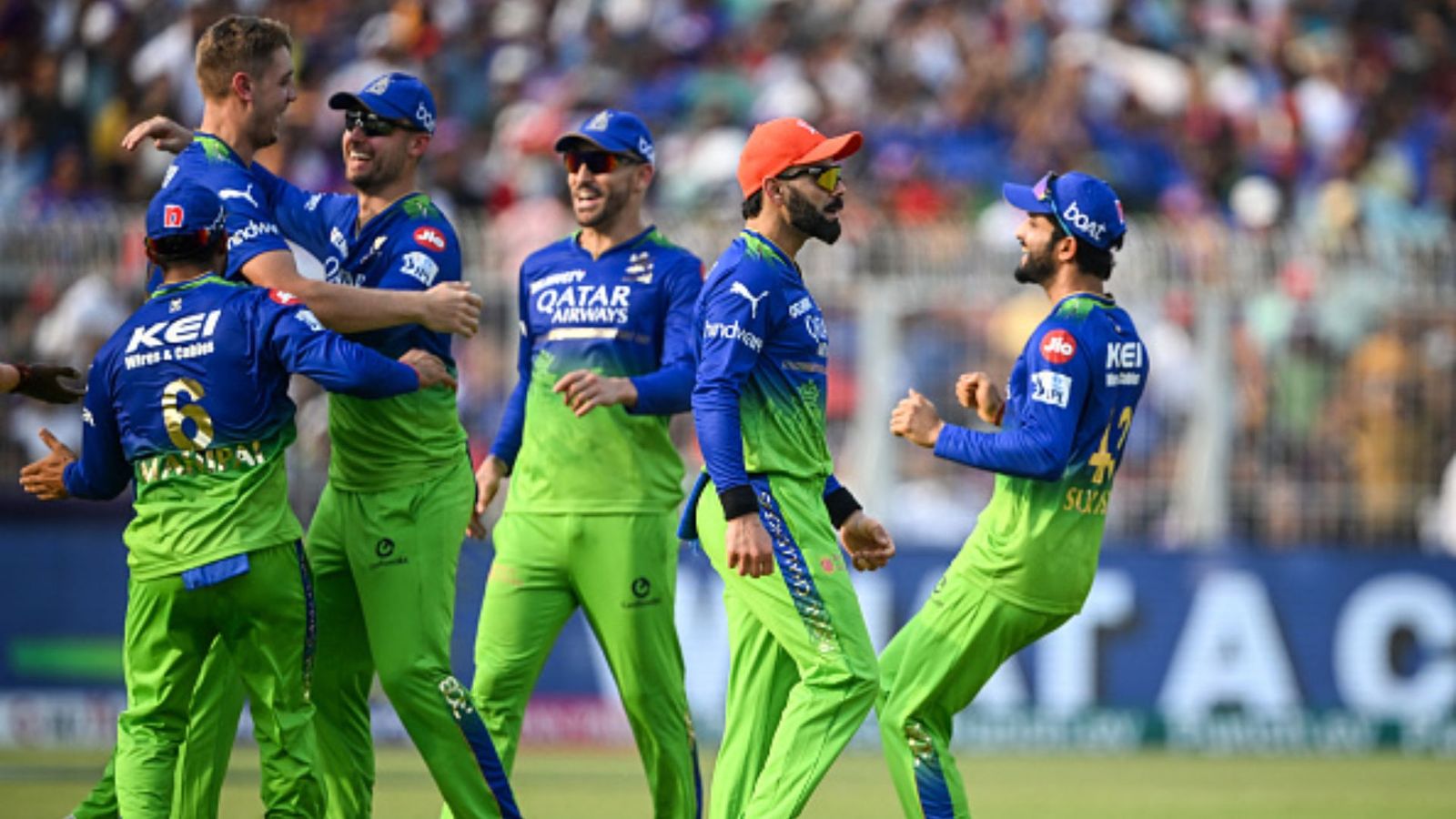 Big Blow to Faf du Plessis, RCB captain hit with hefty fine after 1-run loss against KKR RCB team during match against KKR (Getty)