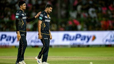 Rishabh Pant smashes Mohit Sharma for 30 runs in last over, Gujarat Titans pacer breaks former SRH bowler's unwanted record Gujarat Titans skipper Shubman Gill with Mohit Sharma (Getty Images)