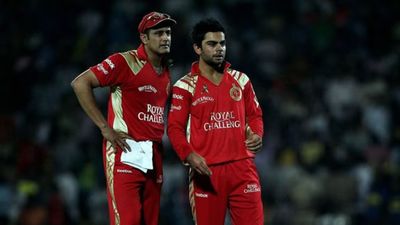 'Kept begging him not to do that...': Anil Kumble breaks silence on RCB's 2009 IPL final loss ahead of clash against SRH File Photo: Former RCB's star spinner Anik Kumble and captain Virat Kohli in this frame. (X)