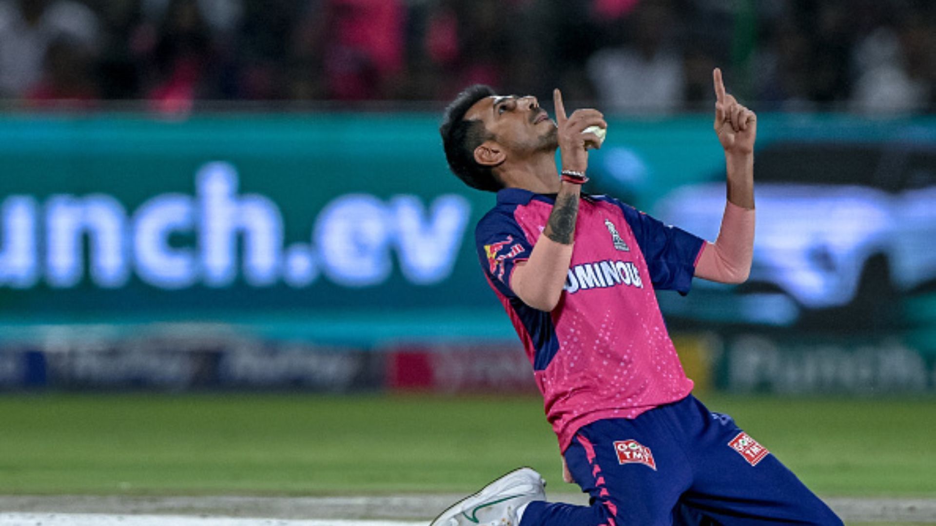 'Not easy to watch him get 200 wickets': IPL legend recalls emotional moment when Yuzvendra Chahal left RCB Rajasthan Royals' Yuzvendra Chahal celebrates after taking the wicket of Mumbai Indians' Mohammad Nabi. (Getty)