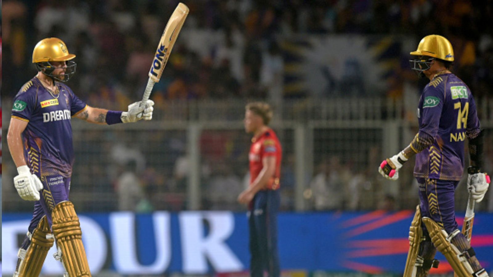IPL 2024 Orange Cap: KKR's superstar jumps to 2nd spot after another batting blitz vs PBKS, Travis Head out of top 5 KKR's Phil Salt (left) and Sunil Narine in this frame. (Getty)