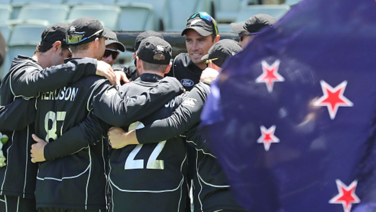 New Zealand announce power-packed 15-member T20 World Cup squad; Kane Williamson to lead the Blackcaps New Zealand cricket team players in a huddle. (PC: Getty).