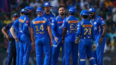 'There are different groups inside that changing room': Australian legend highlights Mumbai Indians' internal dispute ahead of LSG clash Mumbai Indians in frame (Getty)