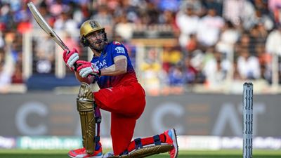 'Not the best assessment from us...': Faf du Plessis not happy despite RCB's four-wicket victory over GT RCB skipper Faf Du Plessis in this frame. (Getty)