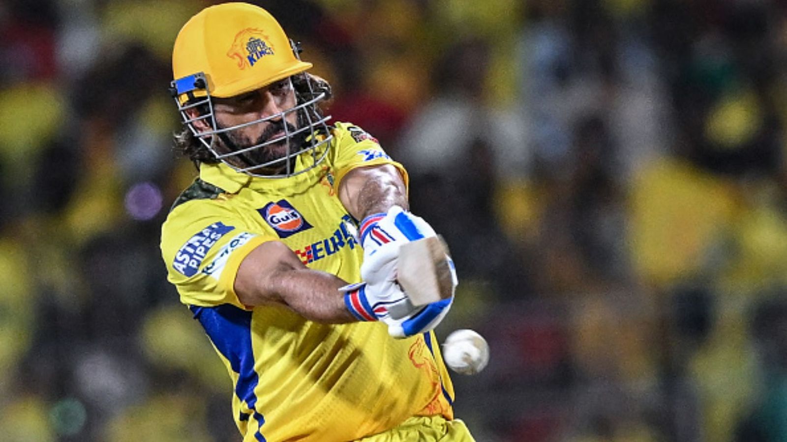 Reason Revealed! This is why MS Dhoni came to bat at no.9 and refused to run with Daryl Mitchell - Report MS Dhoni in frame (Getty)