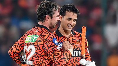 Sunrisers Hyderabad's record-breaking run chase knocks one team out of IPL 2024 playoff race and it’s not the 10th place side Travis Head and Abhishek Sharma after finishing the run chase in under 10 overs (Getty Images)