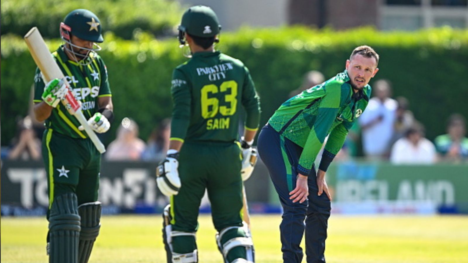 'Prioritising personal goals...': Ex-Pakistan star lashes out at Babar Azam's brigade after humiliating defeat against Ireland in 1st T20I From left: Pakistan's Babar Azam, Saim Ayub and Ireland's Ben White during their 1st T20I at Castle Avenue Cricket Ground in Dublin on May 10. (Getty)