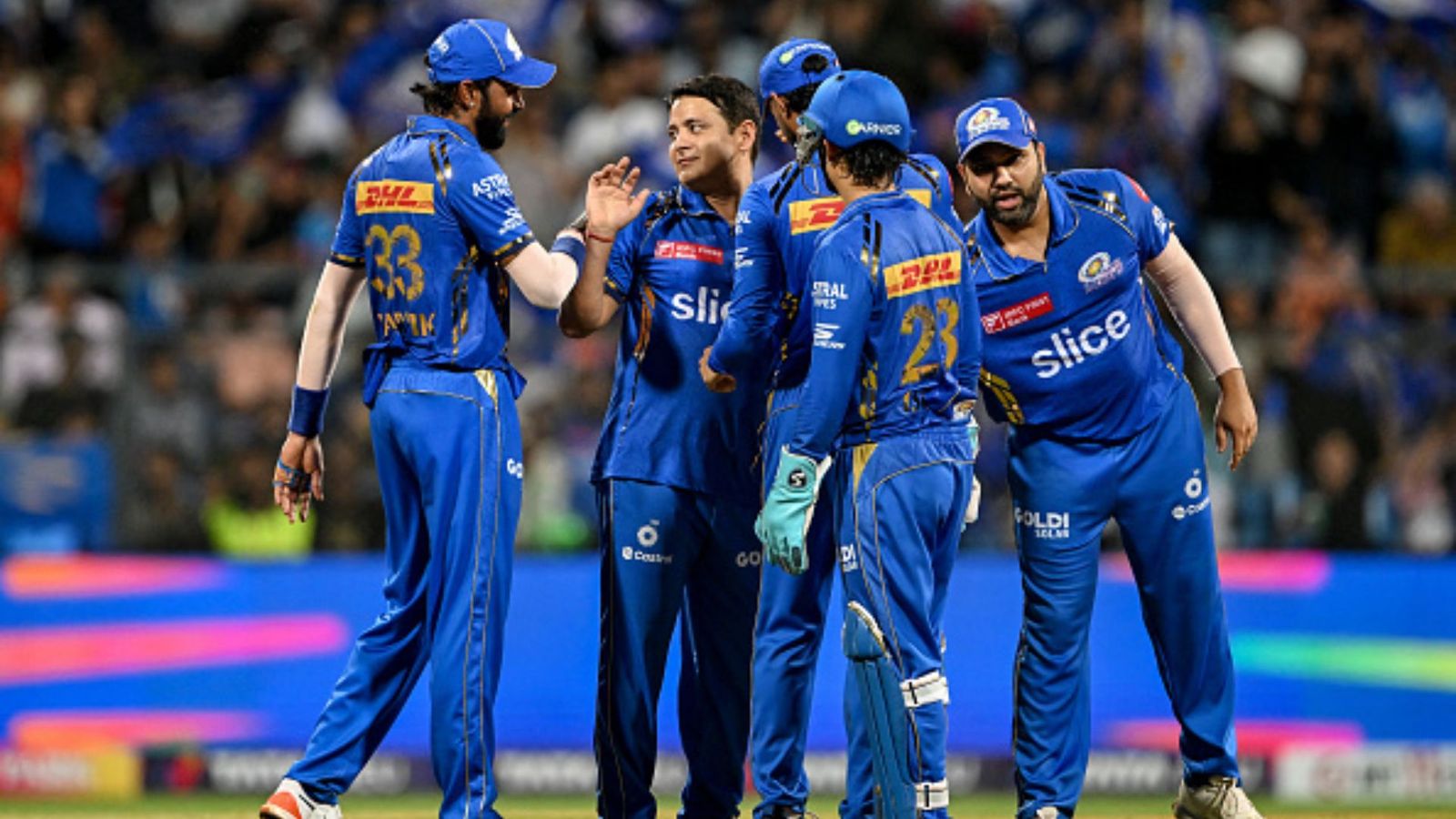 'As a unit, we haven’t performed': Veteran MI Player makes big remark on Mumbai Indians after loss against KKR Mumbai Indians players in frame (Getty)