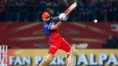 'Dangerous athlete is one who's wounded': Mathew Hayden stirs Virat Kohli's strike rate debate days after Sunil Gavaskar's scathing attack RCB's superstar batter Virat Kohli in this frame. (Getty)
