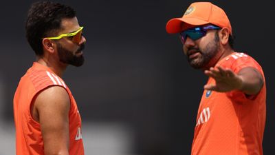 'I can't see India winning the World Cup unless...': Former Aussie captain's shocking prediction on Rohit Sharma's brigade India's batting maestros Rohit Sharma (right) and Virat Kohli in this frame. (Getty)