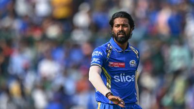 MI Coach blames hate from fans for Hardik Pandya's dismal performance in IPL 2024, says 'hearing all the boos' Hardik Pandya in frame (Getty)