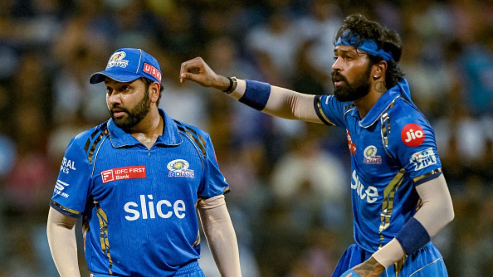 Ex-MI skipper's big remark on Mumbai Indians appointing Hardik Pandya as captain for IPL 2024, says 'this decision has backfired' Rishabh Pant and Hardik Pandya in the frame (Getty)