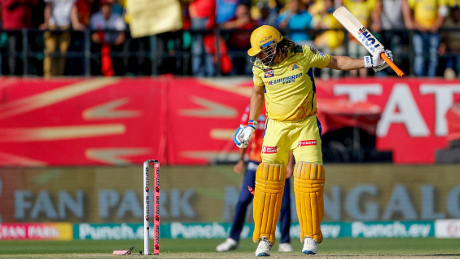 'I have a gut feeling...': Wasim Akram gives his final verdict on MS Dhoni's IPL future amidst retirement rumours 'I have a gut feeling...': Wasim Akram gives his final verdict on MS Dhoni's IPL future amidst retirement rumours