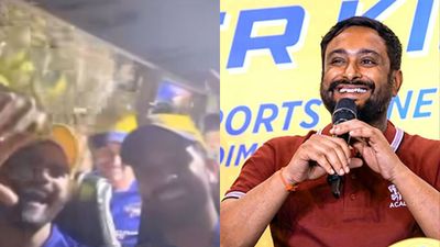 WATCH - CSK & RCB Rift? Ambati Rayudu joins Chennai fans to troll Bengaluru after loss vs Rajasthan Royals Rayudu Trolling RCB (Credits Twitter)