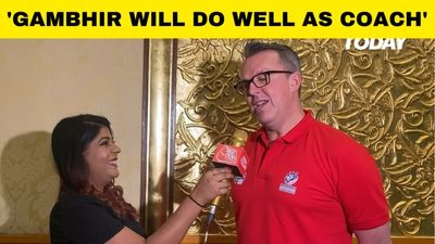 Graeme Swann EXCLUSIVE: RCB are one of the favorites to win IPL 2025 SportsTak
