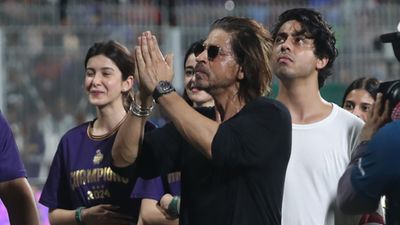 WATCH - Shah Rukh Khan chants 'CSK-CSK' in Chepauk after KKR win IPL 2024 Final Shah Rukh Khan in frame (Getty)