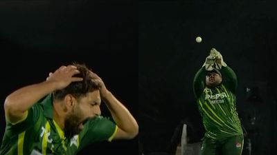 WATCH- Angry Haris Rauf screams as Azam drops dolly catch of Will Jacks in 4th T20I Haris Rauf's reaction as Azam Khan drops dolly (Twitter screen grab)