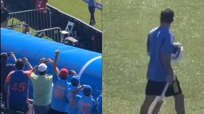 WATCH - Crowd chants 'Kohli Kohli' as Virat enters the ground ahead of warm-up match against Bangladesh Virat Kohli at Nassau County International Cricket Stadium (x screengrab)