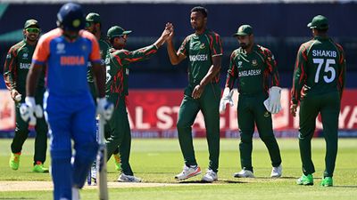 Big blow to Bangladesh, pacer gets six stitches on bowling hand after warm-up game against India Shoriful Islam celebrates Sanju Samson's wicket in warm-up game (Getty Images)