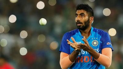 'Finish Mohammad Rizwan and Babar Azam in powerplay': WC-winner's appeal to Jasprit Bumrah ahead of India vs Pakistan T20 World Cup clash Jasprit Bumrah (Credits X)