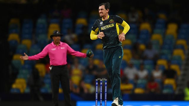 AUS vs OMA: Mitchell Marsh gives big update on Mitchell Starc's injury, says 'you let him go off' Mitchell Starc in frame (Getty)