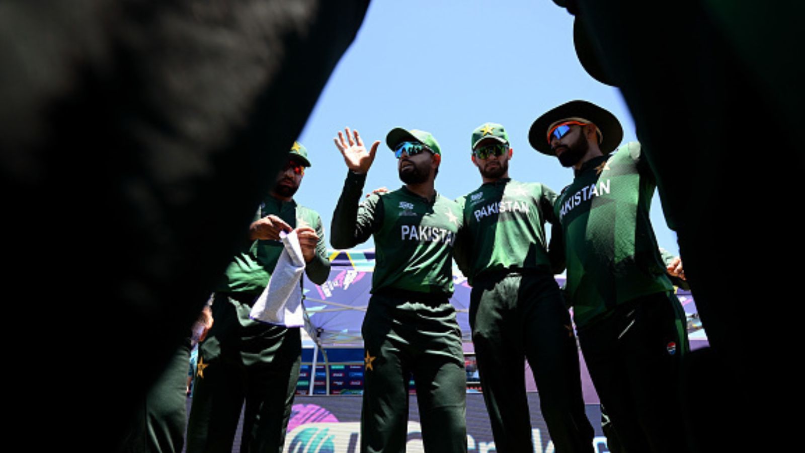 'He's been consistently selecting players who're close to him': Babar Azam called out for favouritism after Pakistan's embarrassing loss vs USA Pakistan skipper Babar Azam speaks to his teammates during their T20 World Cup match against USA on June 6. (Getty)