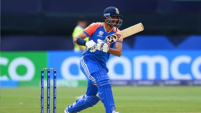 Axar Patel notches unique record for India despite 18-ball knock batting at no. 4 in T20 World Cup clash against Pakistan India's Axar Patel in action during the T20 World Cup match against Pakistan at Nassau County International Cricket Stadium on June 9. (Getty)