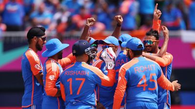 'Unprofessional, unacceptable, unforgivable': Enraged Sunil Gavaskar tears into India star during IND vs PAK T20 World Cup clash Team India's players celebrate after beating Pakistan in their T20 World Cup clash on June 9. (Getty)