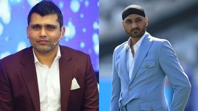 Harbhajan Singh calls Kamran Akmal 'Nalayak' after Pakistan cricketer apologises for making racist remark against Sikh community Kamran Akmal and Harbhajan Singh in frame (Twitter and Getty)
