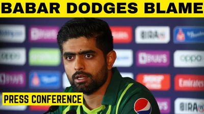 Babar Azam REFUSES to QUIT Pakistan captaincy, puts blame on players instead SportsTak