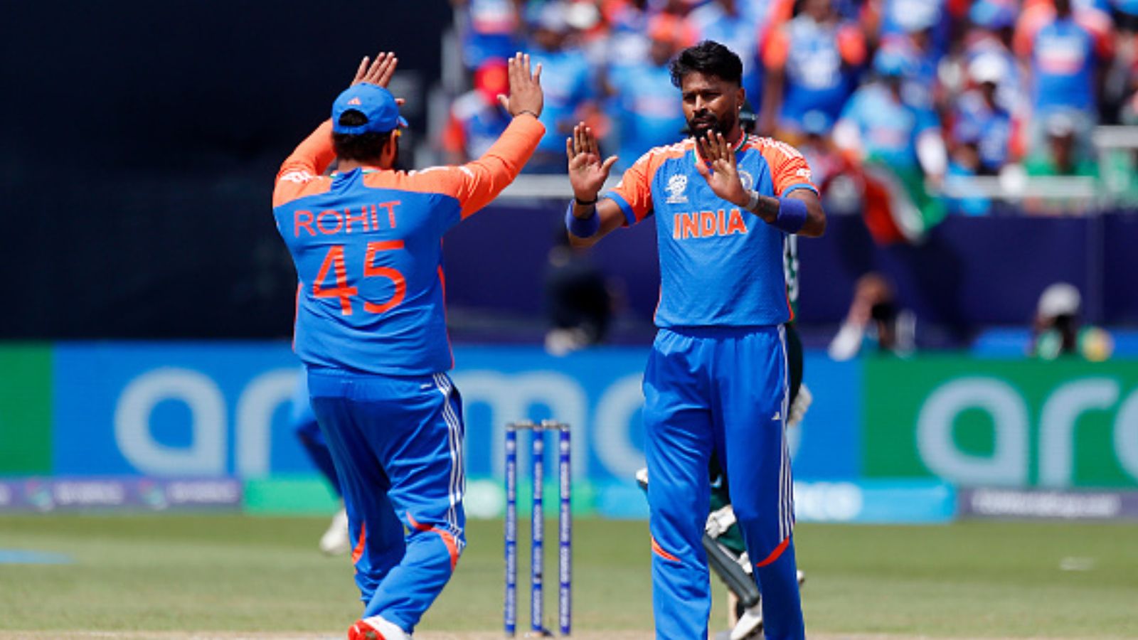 Rohit Sharma's big statement on Hardik Pandya after India's big win over Bangladesh, says 'I mentioned in the last game...' India skipper Rohit Sharma (left) and star all-rounder Hardik Pandya in this frame. (Getty)