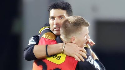 'No one likes a quiet goodbye, but that's the game of life mate': Yuvraj Singh writes emotional post for his former IPL captain David Warner Yuvraj Singh hugs David Warner during IPL 2016 (Screengrab: Yuvraj's X account)