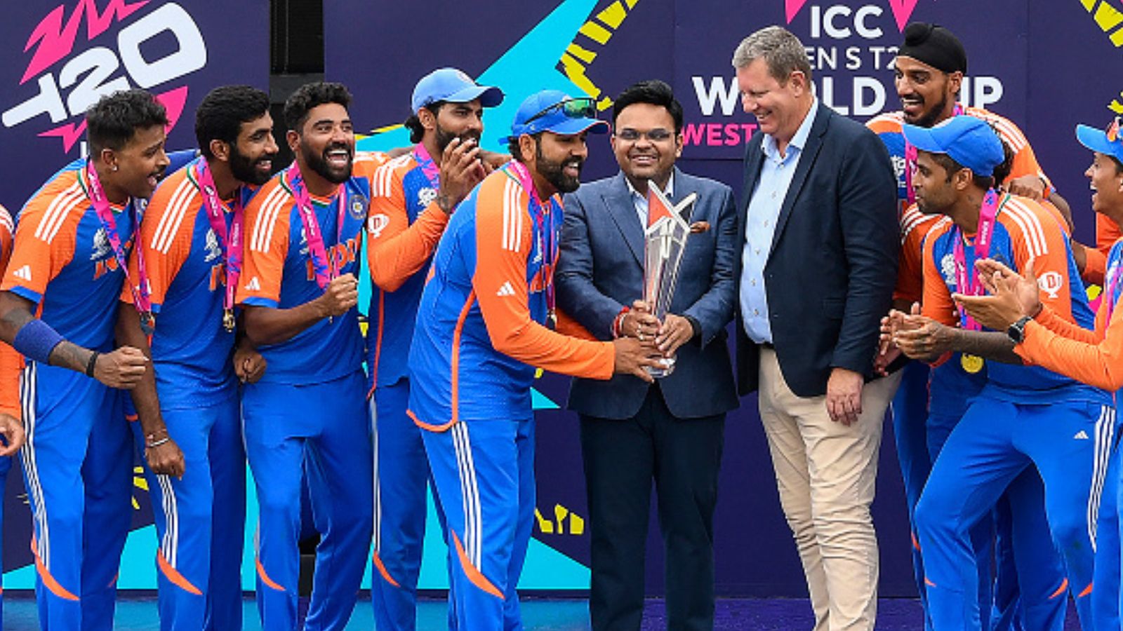 After Virat Kohli, Rohit Sharma, another India superstar announces T20I retirement after T20 World Cup 2024 title triumph Indian players celebrate after winning T20 World Cup 2024 title on June 29. (Getty)