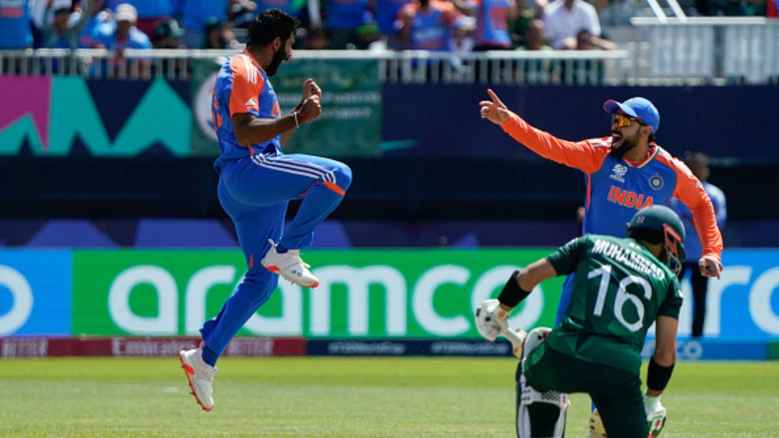 PCB submits Champions Trophy 2025 tentative schedule to ICC, India to face Pakistan on this date and venue Virat Kohli, Jasprit Bumrah celebrating Mohammad Rizwan's wicket (Getty)