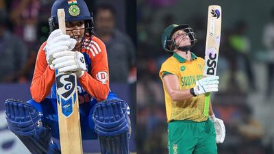 IND W vs SA W: India succumb to Tazmin Brits-starrer South Africa in thrilling 1st T20I despite Jemimah Rodrigues' late blitzkrieg IND W vs SA W: India succumb to Tazmin Brits-starrer South Africa in thrilling 1st T20I despite Jemimah Rodrigues' late blitzkrieg. (X)