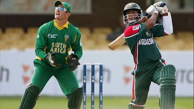 Former Bangladesh batter and team's logistical manager in T20 World Cup 2024 suffers brain hemorrhage Bangladesh's Nafees Iqbal plays an aerial shot against South Africa (File Photo: Getty Images)