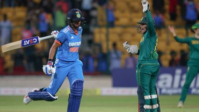 BCCI announces 15-member Team India's squad for Asia Cup 2024 to be played in Sri Lanka India's Harmanpreet Kaur (left) and South Africa's Mieke De Ridder in this frame. (Getty)