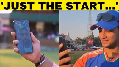 'Mentor' Yuvraj Singh's SPECIAL MESSAGE for centurion Abhishek Sharma SportsTak