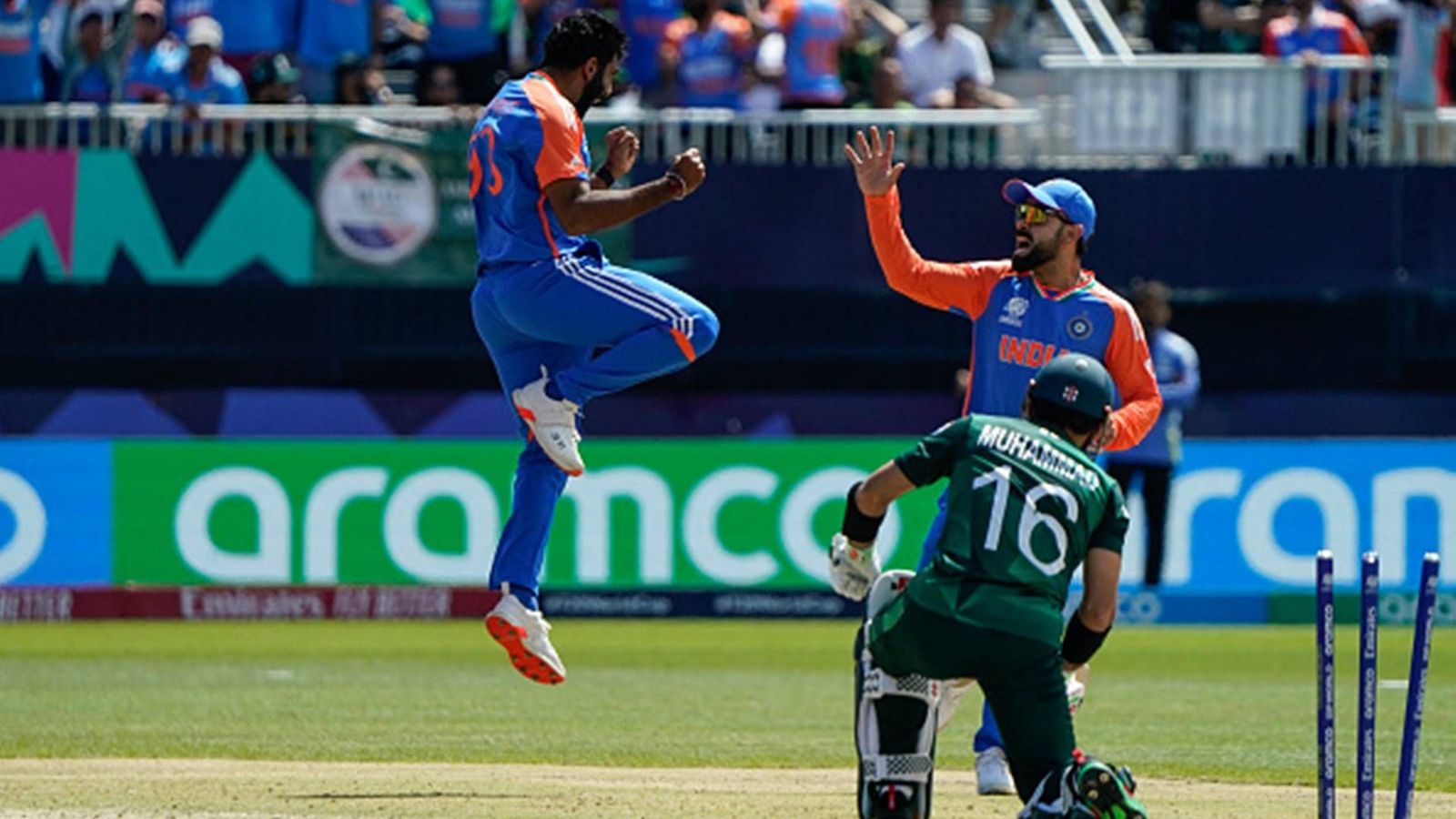 Big News: Two senior ICC officials resign after disorderly organisation of T20 World Cup 2024 in New York Jasprit Bumrah celebrates Mohammad Rizwan's wicket with Virat Kohli (Getty Images)