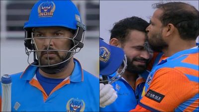 Uthappa, Yuvraj, Pathan brothers score fifties to post 254 as India beat Australia by 86 runs to reach World Championship of Legends final vs Pakistan Yuvraj Singh, Irfan Pathan and Yusuf Pathan during semifinal clash against Australia (Screengrab: X)