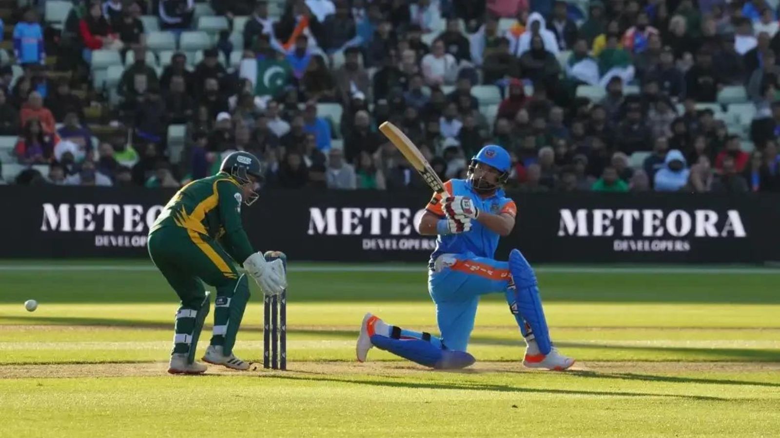 'Kab tak beizzati karwate rahoge': Furious Tanvir Ahmed rips into Pakistan Champions after heartbreaking defeat to India in WCL 2024 final India champions Yuvraj Singh (right) and Pakistan Champions Kamran Akmal in this frame. (X)