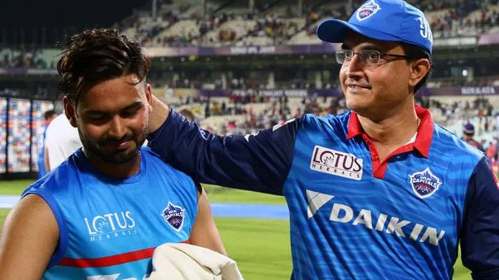 Sourav Ganguly unlikely to take over as Delhi Capitals head coach as he 'has lot of things on his plate', two former World Cup-winning cricketers on list: Report Delhi Capitals captain Rishabh Pant with Sourav Ganguly (File Photo)