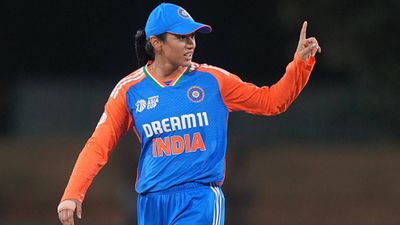 Smriti Mandhana explains why she did not bat against Nepal, says 'The conditions were different and it is always...' Smriti Mandhana gestures during Women's T20 Asia Cup game (Getty Images)