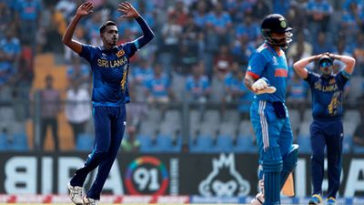 Huge blow to Sri Lanka ahead of first T20I, their highest-wicket taker vs India ruled out of series due to injury Dushmantha Chameera in action against Virat Kohli in ODI World Cup 2023 (Getty Images)