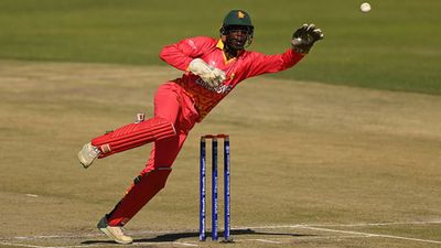 Zimbabwe wicketkeeper surpasses Dinesh Karthik, breaks 90-year-old record in historic Test against Ireland by conceding 42 byes Clive Madande collects the ball (Getty Images)