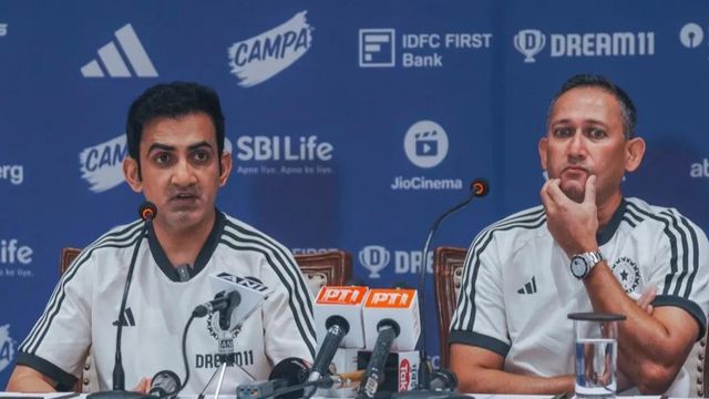 'Rahul Dravid was quiet but Gautam Gambhir is...': Former Men in Blue's manager warns Team India in GG's regime India's head coach Gautam Gambhir (left) and chief selector Ajit Agarkar in this frame. (X)