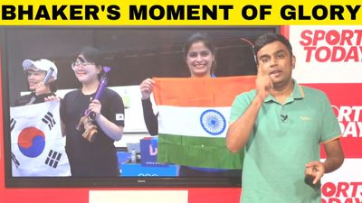 How Manu Bhaker sealed the bronze medal in 10m air pistol in Paris Olympics 2024? SportsTak